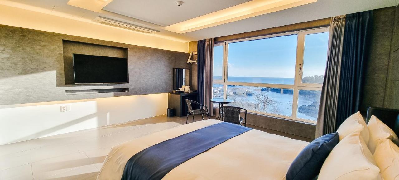 Elren Hotel Jeju Szogüpho Kültér fotó